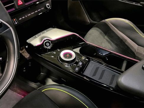 Used 2023 Kia EV6 GT image 15