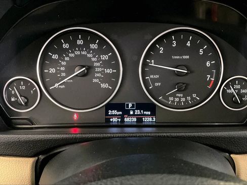 Used 2018 BMW 320i Sedan w/ Convenience Package RWD image 24