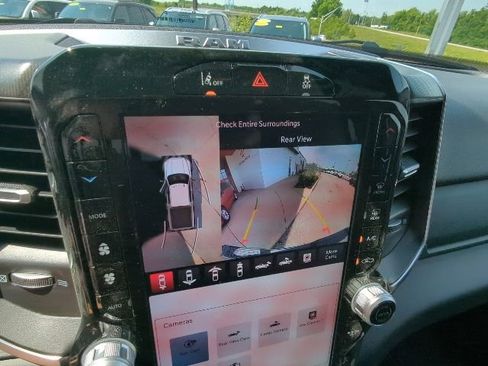 New 2026 RAM 2500 Big Horn AWD/4WD image 22