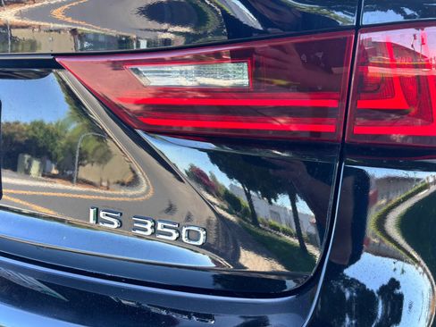 Used 2014 Lexus IS 350 w/ F Sport Package RWD image 21