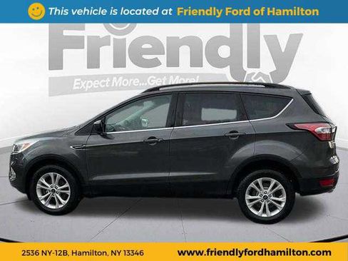 Used 2018 Ford Escape SE image 5