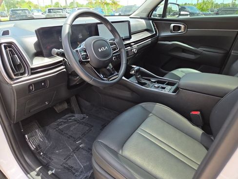 Used 2025 Kia Sorento S w/ Panoramic Sunroof Package FWD image 31