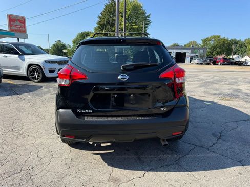 Used 2018 Nissan Kicks SV w/ Exterior Package FWD image 4