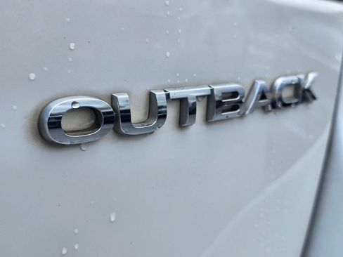 Used 2023 Subaru Outback Premium AWD/4WD image 14