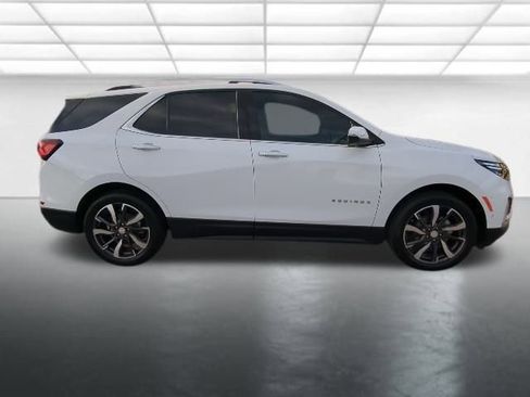 Used 2023 Chevrolet Equinox Premier image 32