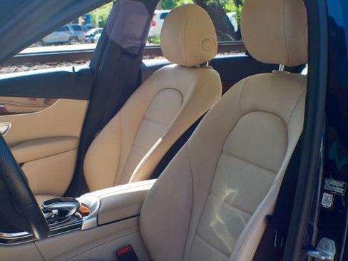 Used 2015 Mercedes-Benz C 300 4MATIC Sedan image 19