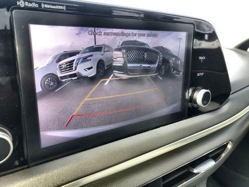 Used 2022 Hyundai Sonata SEL image 17