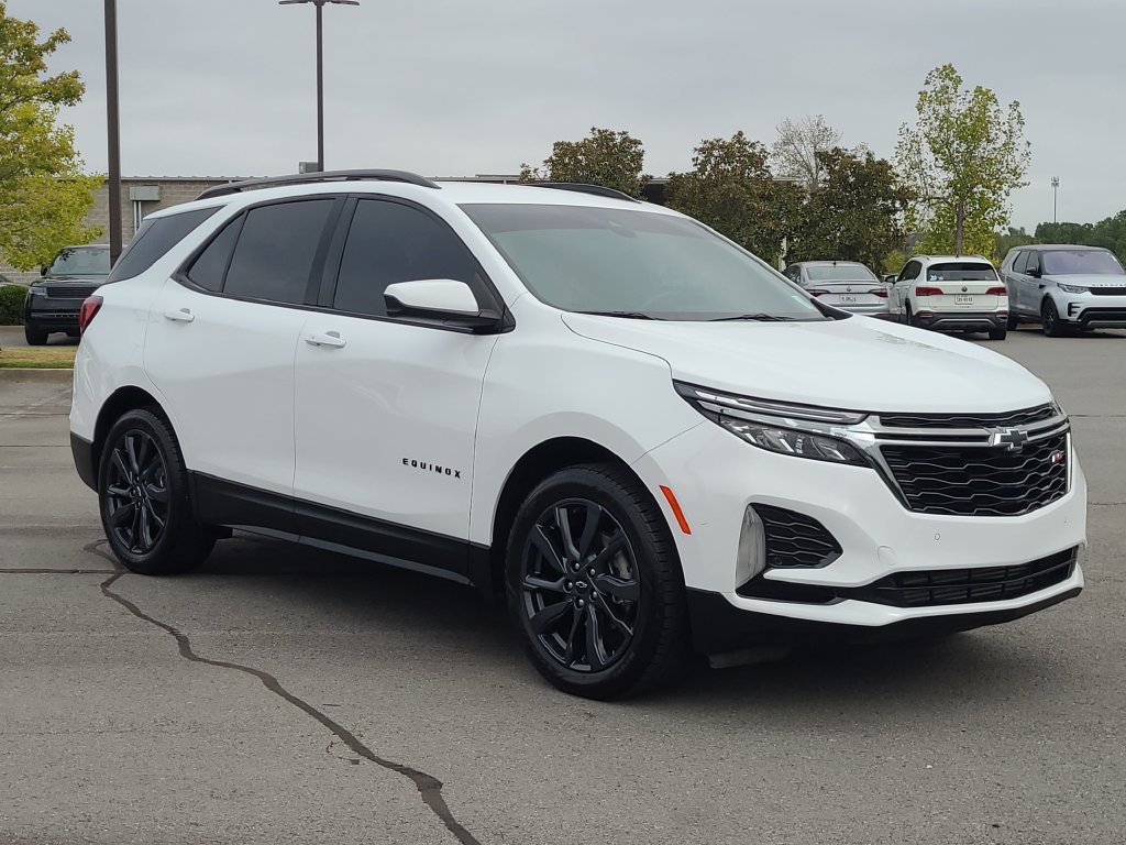 Used 2022 Chevrolet Equinox RS w/ LPO, Floor Liner Package FWD image 7