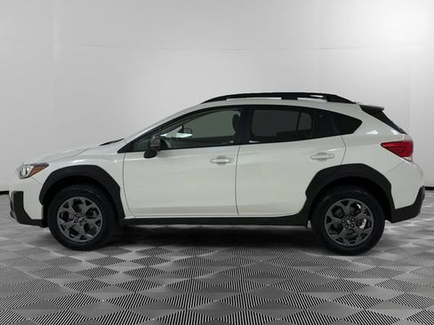 Used 2022 Subaru Crosstrek 2.5i Sport w/ Moonroof Package AWD/4WD image 2