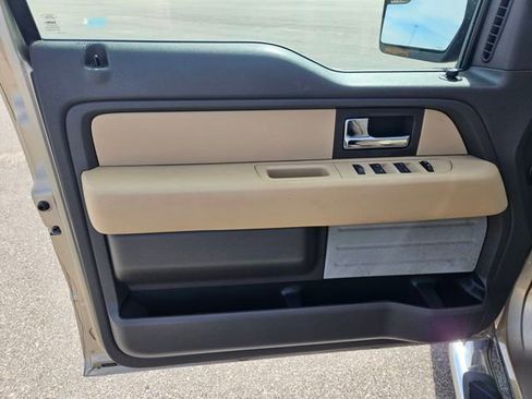 Used 2013 Ford F150 XLT w/ XLT Chrome Pkg image 10