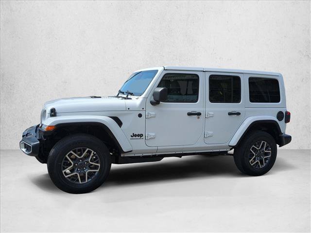 Used 2026 Jeep Wrangler Unlimited Sahara AWD/4WD image 9