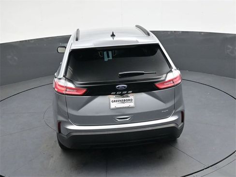Used 2024 Ford Edge SE image 29
