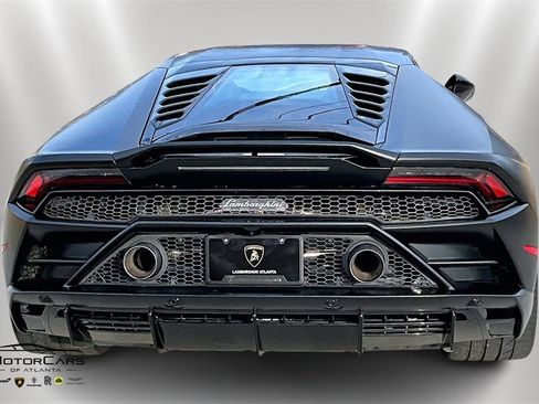 Used 2020 Lamborghini Huracan EVO image 4