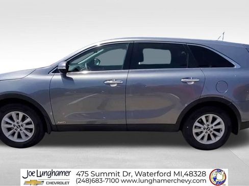 Used 2020 Kia Sorento LX AWD/4WD image 5