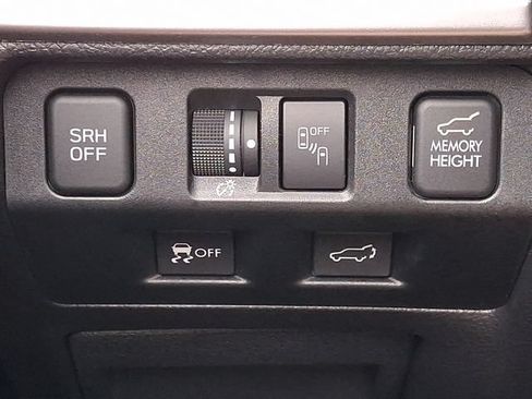 Used 2018 Subaru Forester 2.5i Touring w/ Popular Package #3B AWD/4WD image 29