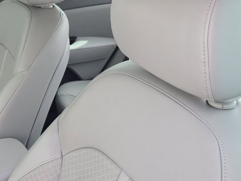 Used 2016 Kia Optima EX image 17