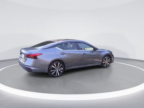 Used 2021 Nissan Altima 2.5 SR w/ SR Premium Package FWD image 8