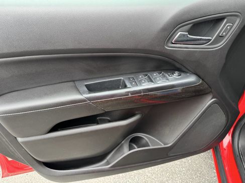 Used 2018 GMC Canyon SLE w/ SLE Convenience Package image 9