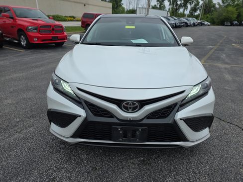 Used 2022 Toyota Camry XSE w/ Navigation Package FWD image 8