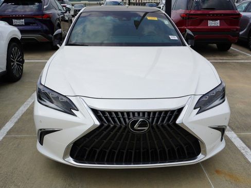 Used 2024 Lexus ES 350 Ultra Luxury FWD image 2