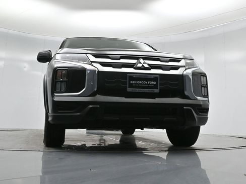 Used 2021 Mitsubishi Outlander Sport ES image 41