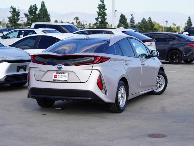 Used 2019 Toyota Prius Prime Premium w/ Carpet Mat Package FWD image 5