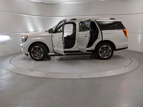 New 2025 Ford Expedition King Ranch image 11