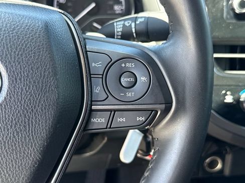 Used 2024 Toyota Camry SE FWD image 18