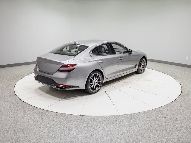 Used 2025 Genesis G70 2.5T RWD image 29