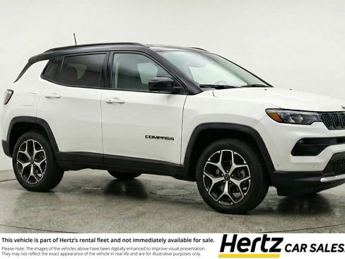 Used 2025 Jeep Compass Limited image 1