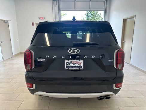 Used 2022 Hyundai Palisade SEL w/ 8P Bench Seat Package image 5