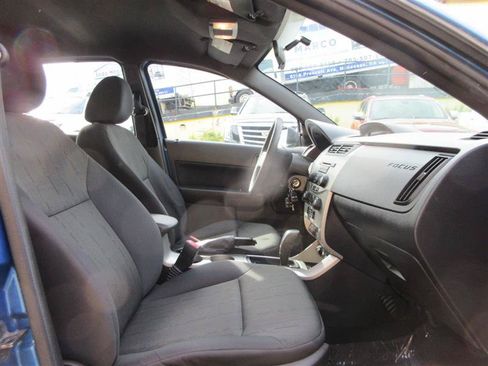 Used 2011 Ford Focus SE FWD image 23