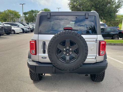 Used 2024 Ford Bronco Black Diamond AWD/4WD image 6