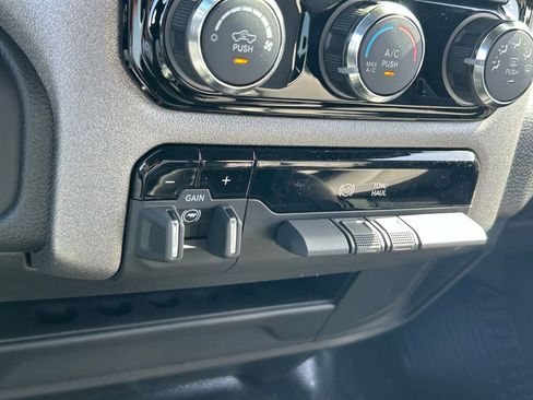 New 2025 RAM 2500 Tradesman w/ Bed Convenience Group image 41