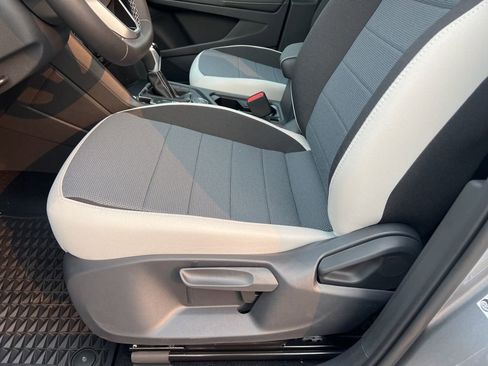 New 2025 Volkswagen Taos S image 14