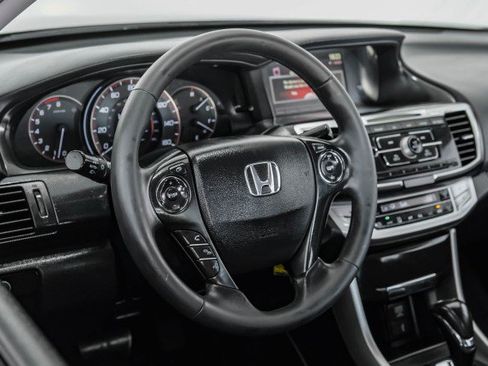 Used 2015 Honda Accord Sport image 13