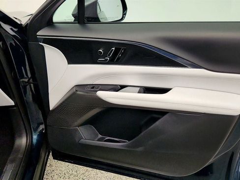 Used 2024 Cadillac Lyriq Sport image 25