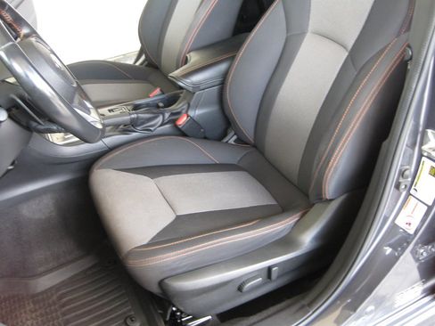 Used 2020 Subaru Crosstrek 2.0i Premium w/ Moonroof Package 2 AWD/4WD image 21
