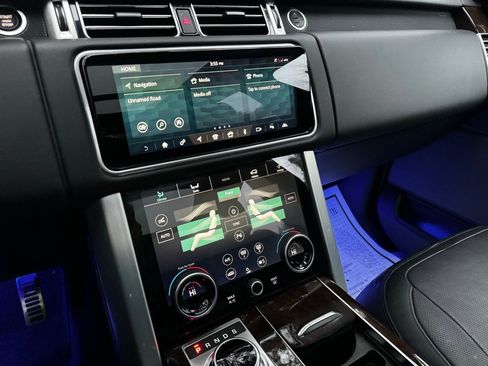 Used 2022 Land Rover Range Rover Westminster Edition image 13