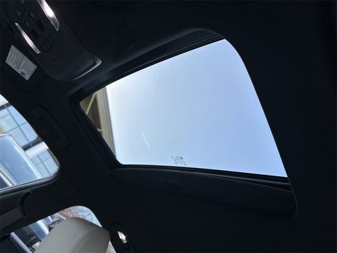 Certified 2022 Cadillac CT4 Premium Luxury image 35