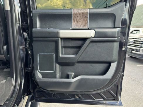 Used 2019 Ford F250 Lariat w/ Lariat Ultimate Package AWD/4WD image 24