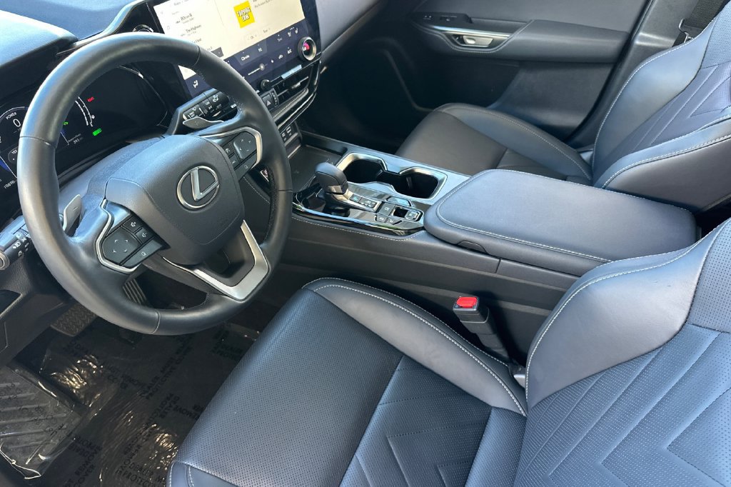 Used 2026 Lexus NX 350 AWD w/ Accessory Package (2T) image 11