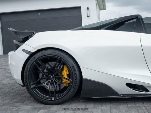 Used 2020 McLaren 720S Performance RWD image 10