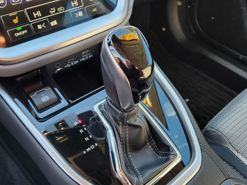 Certified 2025 Subaru Outback Premium image 22