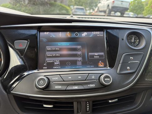 Used 2019 Buick Envision Essence AWD/4WD image 24