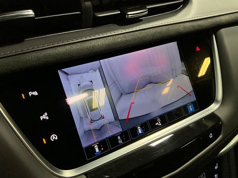 Used 2024 Cadillac XT5 Premium Luxury w/ Platinum Package image 19