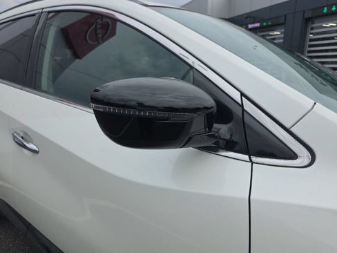 Used 2024 Nissan Murano SV w/ SV Midnight Edition Package AWD/4WD image 11