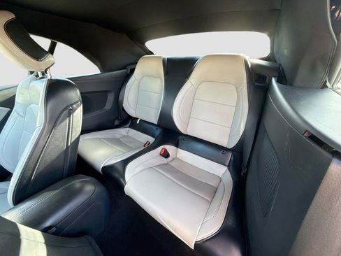 Used 2024 Ford Mustang Premium image 19