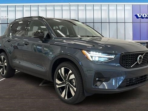 New 2026 Volvo XC40 B5 Ultra w/ Protection Package Premier image 1