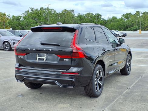 New 2026 Volvo XC60 B5 Core w/ Protection Package Premier AWD/4WD image 7